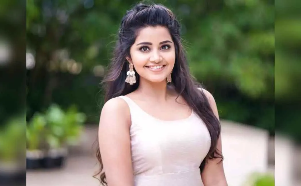 anupama parameshwaran 